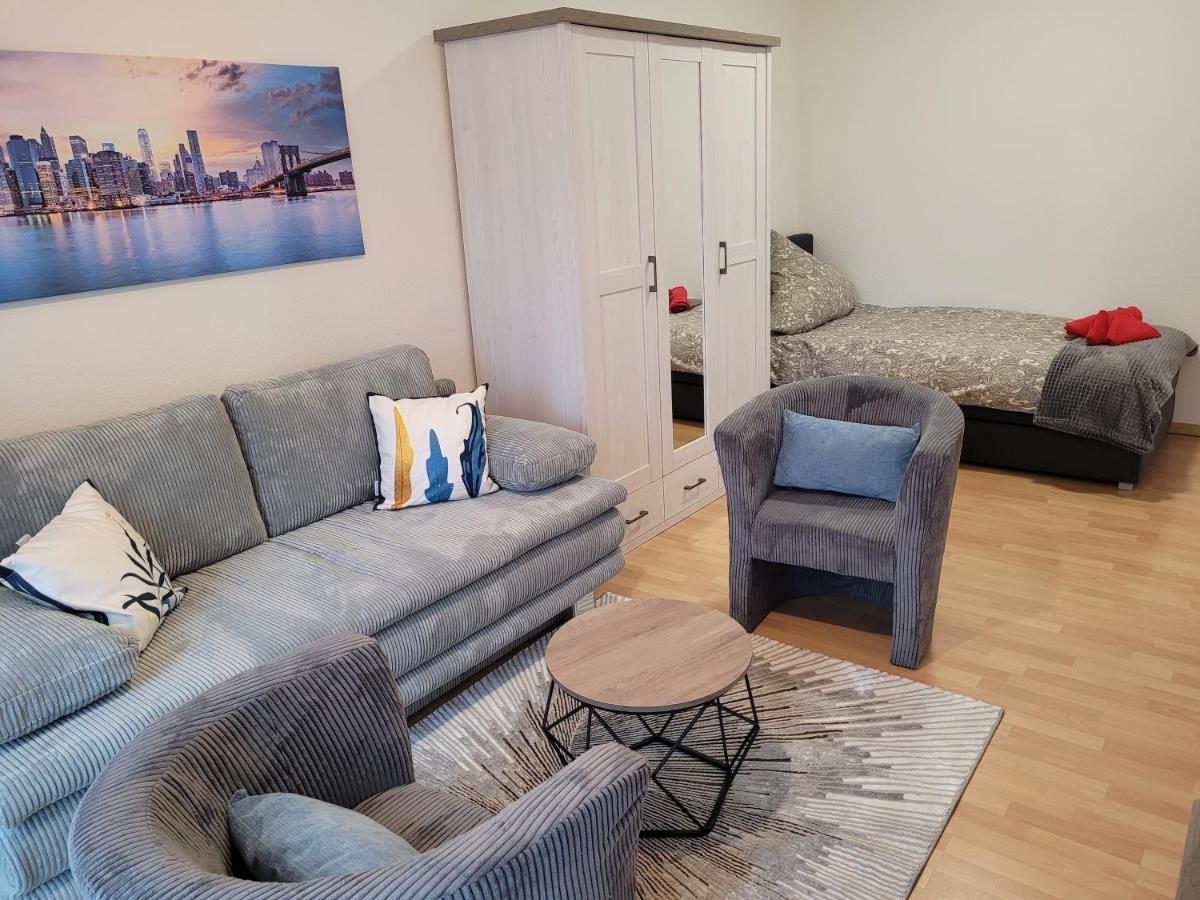 Wohnung In Oberhausen: Zentral & Ruhig, Eigener Eingang Oberhausen  Luaran gambar